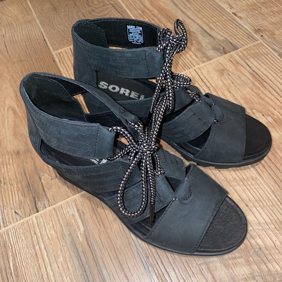 Sorel Shoes - Sorel Joanie II Lace wedge sandals - 7.5